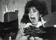 Maddy (Diana Barrows)