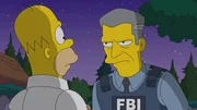 Detective Gratman (r.) vom FBI will Homer (l.) einbuchten, weil der einen Film illegal im Internet heruntergeladen hat ... Detective Gratman (r.) vom FBI will Homer (l.) einbuchten, weil der einen Film illegal im Internet heruntergeladen hat ...