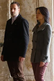 Versuchen den Fall um Moriarty zu lösen: Sherlock Holmes (Jonny Lee Miller, l.) und Joan Watson (Lucy Liu, r.) ... Versuchen den Fall um Moriarty zu lösen: Sherlock Holmes (Jonny Lee Miller, l.) und Joan Watson (Lucy Liu, r.) ...