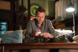 Evan Birch (Guy Pearce)