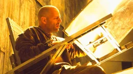 Auf seiner Mission, die Ursache einer weltweiten Virus-Epidemie zu ergr&uuml;nden, muss James Cole (Bruce Willis) mysteri&ouml;se R&auml;tsel l&ouml;sen, die immer neue &Uuml;berraschungen nach sich ziehen...