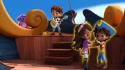L-R: Escarlata La Pirata, Kiko, Tom&aacute;s Montes, Lorelai, Santiago Montes
