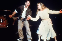 L-R: Steve (Dan Aykroyd) und Celeste (Kim Basinger)