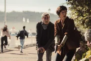 Segura (Jorge Bosch, l.); Maite (M&oacute;nica L&oacute;pez, r.)