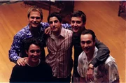 L-R: Kevin (Thomas Ian Nicholas), Stifler (Seann William Scott), Jim (Jason Biggs), Finch (Eddie Kaye Thomas) und Oz (Chris Klein)