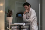 Dr. Nathan Gamelli (Luke Kirby) Dr. Nathan Gamelli (Luke Kirby)