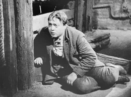 Der M&ouml;rder (Peter Lorre) in die Enge getrieben - die ganze Stadt jagt ihn!