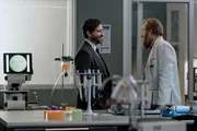 Dr. Svensson (Gustaf Hammarsten, l.) und Dr. Paolo Macchiarini (Edgar Ramírez). Dr. Svensson (Gustaf Hammarsten, l.) und Dr. Paolo Macchiarini (Edgar Ramírez).