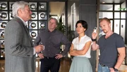 Polizeichef Bilić (Juraj Kukura, li.) sieht Branka (Neda Rahmanian) kritisch. Auf ihren Vorgesetzten Tomislav Kovacic (Max Herbrechter, 2. v. li.) und ihren Kollegen Borko Vucevic (Kasem Hoxha) kann sie sich aber verlassen. Polizeichef Bilić (Juraj Kukura, li.) sieht Branka (Neda Rahmanian) kritisch. Auf ihren Vorgesetzten Tomislav Kovacic (Max Herbrechter, 2. v. li.) und ihren Kollegen Borko Vucevic (Kasem Hoxha) kann sie sich aber verlassen.