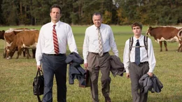 L-R: Dan Trunkman (Vince Vaughn), Timothy McWinters (Tom Wilkinson), Mike Pancake (Dave Franco).