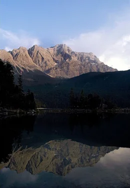 Die Zugspitze - das wundersch&ouml;ne Bergpanorama lohnt sich nicht nur f&uuml;r Gipfelst&uuml;rmer.