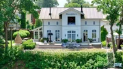 Alte Villa frisch aufgemotzt.