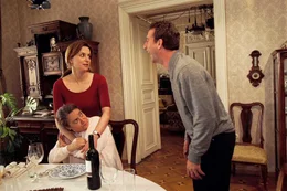 Martina Gedeck (Greta Steinwendner), Monica Bleibtreu (Lea Steinwendner), Heio von Stetten (Simon Ladiner).