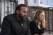 Peter (Matthias Schoenaerts) und Grace (Maika Monroe)  +++ Die Verwendung des sendungsbezogenen Materials ist nur mit dem Hinweis und Verlinkung auf RTL+ gestattet. +++