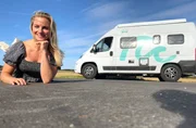 Maike Tschorn reist mit ihrem Camper entlang der d&auml;nischen Westk&uuml;ste und entdeckt dabei die Sch&ouml;nheiten des nordischen Sommers.