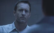 Steve McGarrett (Alex O'Loughlin)