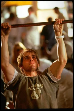 Ron Kovics (Tom Cruise) k&ouml;rperlicher Zustand konnte trotz gro&szlig;er Bem&uuml;hungen in der Rehabilitation nicht verbessert werden ...