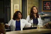 Dr. Miranda Bailey (Chandra Wilson) und Dr. Jo Karev (Camilla Luddington)