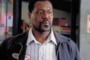 MVA Agent Harry Roedecker (Delroy Lindo)
