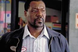 MVA Agent Harry Roedecker (Delroy Lindo)