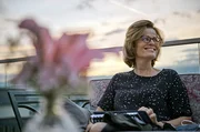 Léa Fazer (auf dem Foto) führte Regie bei der modernen und verstörenden Krimiserie "Sacha", die auf wahren Begebenheiten beruht. Léa Fazer (auf dem Foto) führte Regie bei der modernen und verstörenden Krimiserie "Sacha", die auf wahren Begebenheiten beruht.