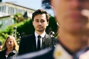 Der tschechische Polizist Stani (Leonard Stirsky H&auml;dler) trauert um seine Kollegin Johanna.