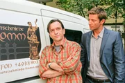Kommissar Hansen (Igor Jeftic, r.) kann Ulrich Fromm (Peter Weiss, l.) nachweisen, dass er am Tatort war. Kommissar Hansen (Igor Jeftic, r.) kann Ulrich Fromm (Peter Weiss, l.) nachweisen, dass er am Tatort war.