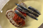 Diese Ausgabe von K&uuml;chen der Welt entf&uuml;hrt uns in die Kulinarik Portugals, wo Sardinen mehr als nur ein Gericht aus der Konserve sind.