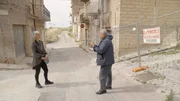 Italien: Cornelia Vospernik im Gespr&auml;ch mit dem Geologen Giuseppe Collura.