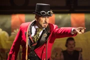 Ein Doppelmord f&uuml;hrt die Ermittler in den Zirkus von Hedig (Carlo Rota). Was f&uuml;r bizarre Gesch&auml;fte macht der Direktor wirklich?