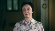 Elfriede Eder (Regina Fritsch). Elfriede Eder (Regina Fritsch).