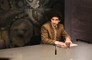 Dem jungen Anwalt &Ouml;nc&uuml;l Kaya (Emre Aksızoğlu) ist sein neuer Mandant ein R&auml;tsel.