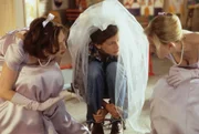 Wird sich Maggie Carpenter (Julia Roberts, M.) nun endlich trauen?