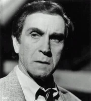 Charles McCulloch (Peter Mark Richman)