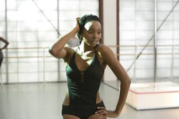 Kendra (Erica Ash) hat es drauf: nicht nur das Tanzen, sondern auch das D&auml;monen-Bek&auml;mpfen ...
