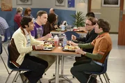Howards Junggesellenabschied steht bevor. Sheldon, Leonard und Raj sind irgendwie schon voller Vorfreude ... Howards Junggesellenabschied steht bevor. Sheldon, Leonard und Raj sind irgendwie schon voller Vorfreude ...