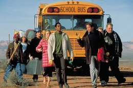 K&ouml;nnen ein Gegenmittel einsetzen, das sich gewaschen hat: Harry (Orlando Jones, 4.v.r.), Ira (David Duchovny, 3.v.r.), Deke (Ethan Suplee, r.) und Danny (Michael Ray Bower, 2.v.r.) ...