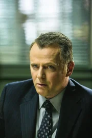 Gemeinsam mit Sherlock Holmes und Joan Watson versucht Gregson (Aidan Quinn), einen neuen Mordfall zu l&ouml;sen ...
