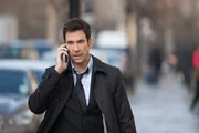 Dylan McDermott als Sam Parker