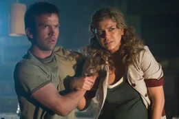 Jeep Hanson (Lucas Black), Charlie (Adrianne Palicki)