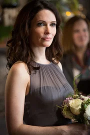 Ist Juliette (Bitsie Tulloch) bei der Hochzeit anwesend oder ist es Adalind, die sich in Juliette verwandelt hat?