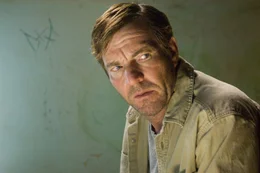 Bob Hanson (Dennis Quaid)
