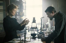 Rosamund Pike (Marie Curie), Sam Riley (Pierre Curie)