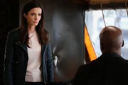 Lois Lane (Elizabeth Tulloch)