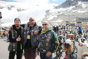 Die Kobras sind an der Bergstation der Schwarze Schneidbahn im &Ouml;tztal angekommen. Damit ist ein eine Teilstrecke der Alpentour &uuml;berwunden.