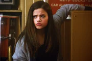 Maggie Vera (Sarah Jeffery)