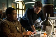 (l-r) Russell Hornsby als Hank Griffin, David Giuntoli als Nick Burkhardt