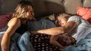Mads (Sebastian Str&ouml;bel, re.) und Eva (Marie Burchard, li.) hatten eine ungew&ouml;hnliche erste Nacht.