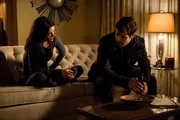 (l-r) Bitsie Tulloch als Juliette Silverton, David Giuntoli als Nick Burkhardt (l-r) Bitsie Tulloch als Juliette Silverton, David Giuntoli als Nick Burkhardt