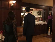 (v.l.n.r.) Mel Vera (Melonie Diaz); Harry Greenwood (Rupert Evans); Macy Vaughn (Madeleine Mantock)